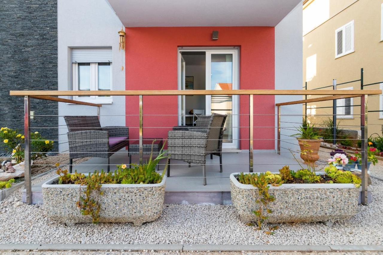 Apartments And Rooms With Parking Space Grebastica, Sibenik - 17831 Dış mekan fotoğraf